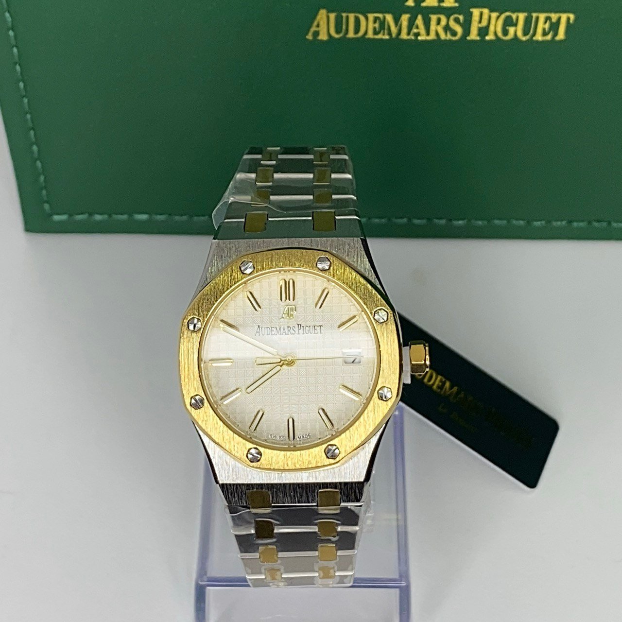 AUDEMARS PIGUET QUARTIER DORE -BLANC – Image 2