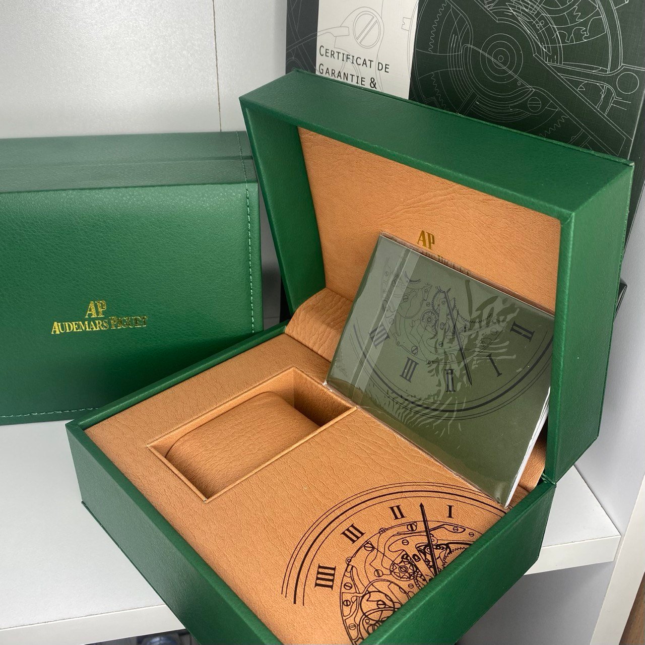 AUDEMARS PIGUET QUARTIER DORE -BLANC – Image 3